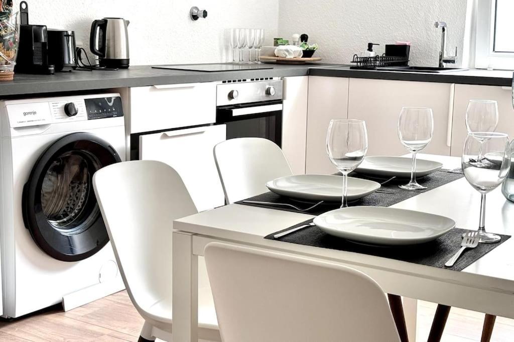 Moderne Wohnung In Stadionnaehe Mit Parkplatz Dortmund Esterno foto