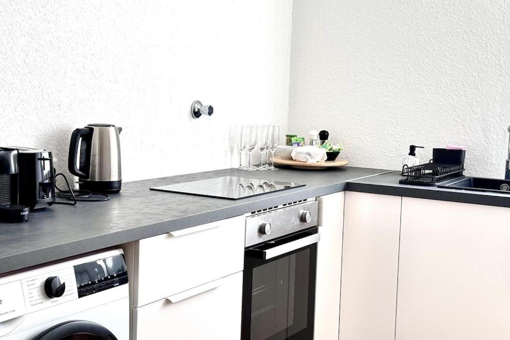 Moderne Wohnung In Stadionnaehe Mit Parkplatz Dortmund Esterno foto